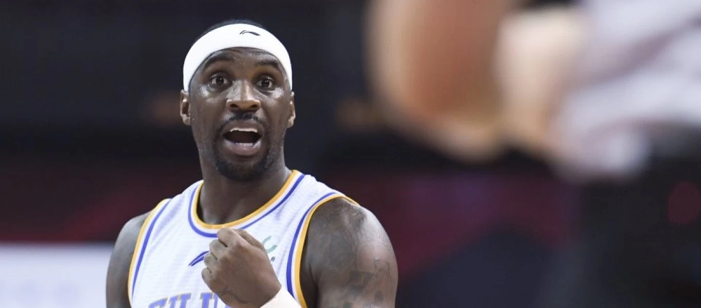 Τάι Λόσον: Aποκλείστηκε από το πρωτάθλημα μπάσκετ της Κίνας επειδή σχολίασε τα οπίσθια των γυναικών της χώρας (φωτό)